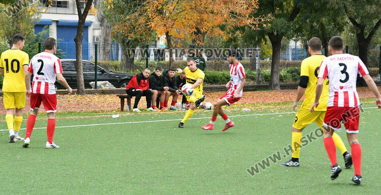 8 гола видяха запалянковците на стадион „Младост“