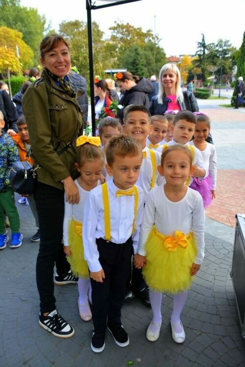 Асеновградчани се впуснаха в Празника на занаятите и вкусовете