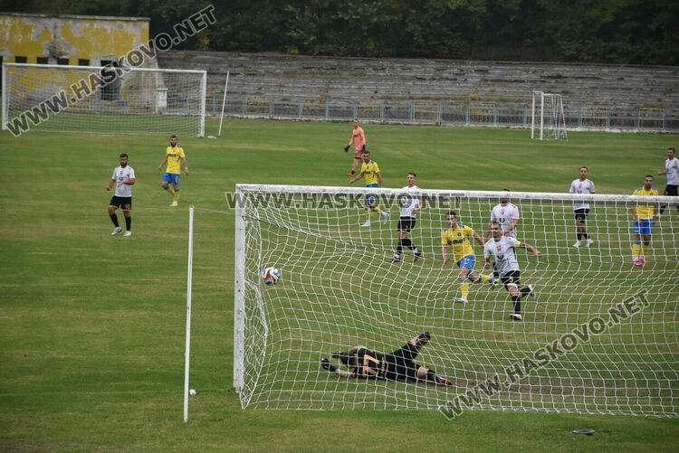 В мач със 7 гола „Димитровград“ загуби от „Раковски“ 