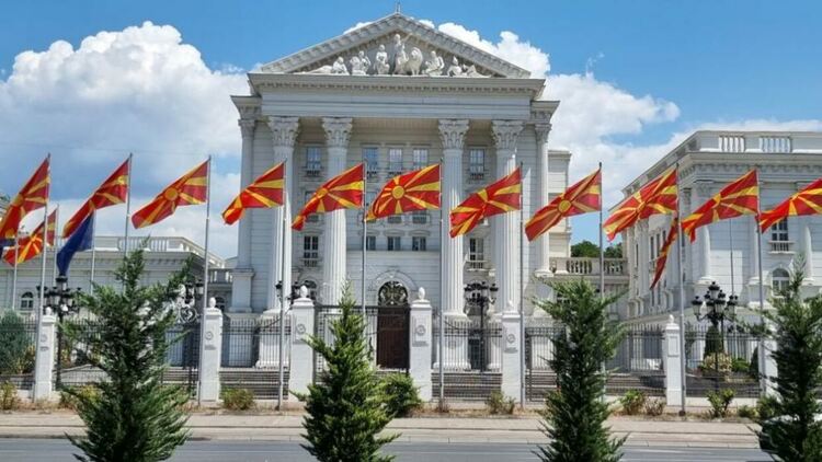 Северна Македония гласува днес за местна власт