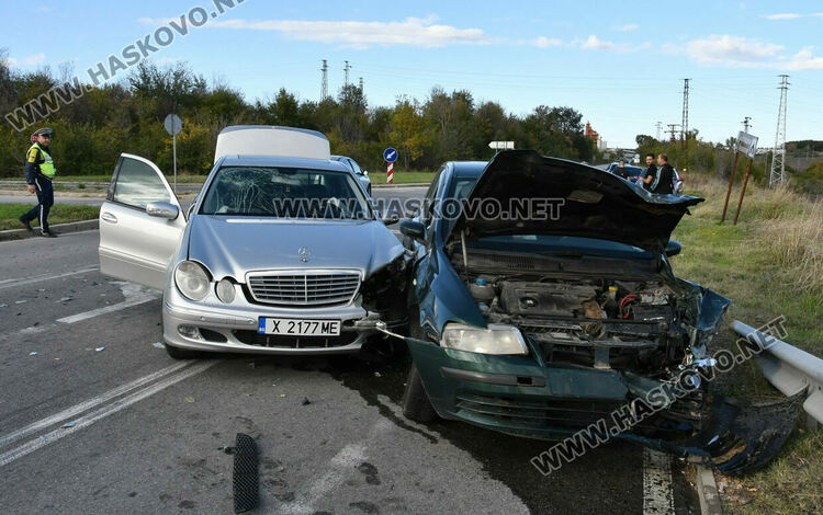 13-годишно дете пострада при катастрофа