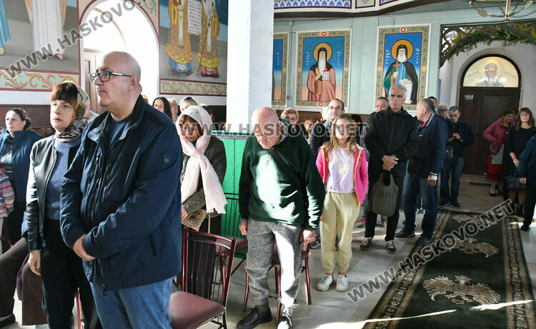 Литургия, водосвет и курбан за стогодишния юбилей на църквата в село Конуш 