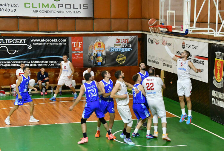 Баскетболистите на „Хасково“ биха „Левски“ за четвърти успех през сезона 