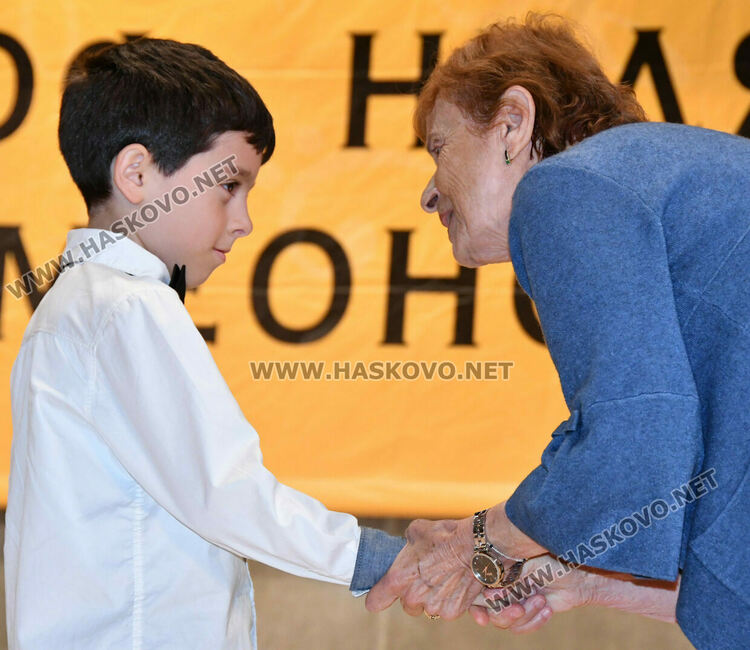 Наградиха най-добрите млади цигулари в конкурса „Проф. Недялка Симеонова“ 2025