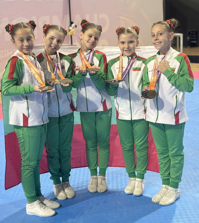 Състезателите на „Виолена“ с два комплекта златни медали от Балканските игри в Молдова
