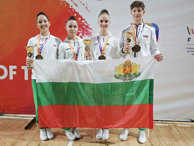 „Мега спорт“ с 5 златни и един сребърен медал от Балканските игри по аеробика в Молдова