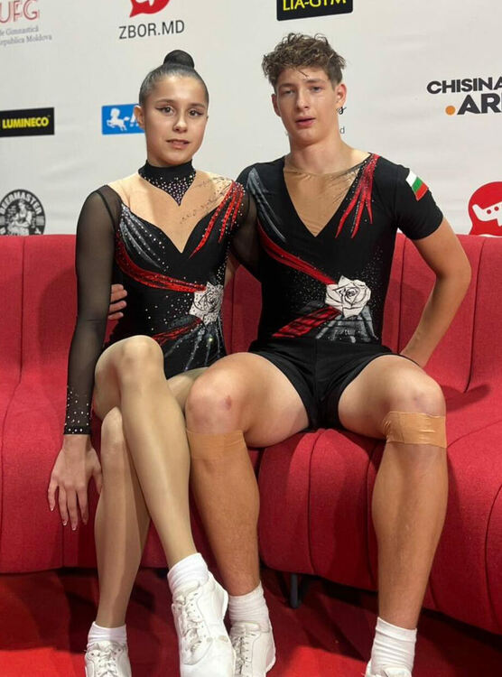 „Мега спорт“ с 5 златни и един сребърен медал от Балканските игри по аеробика в Молдова