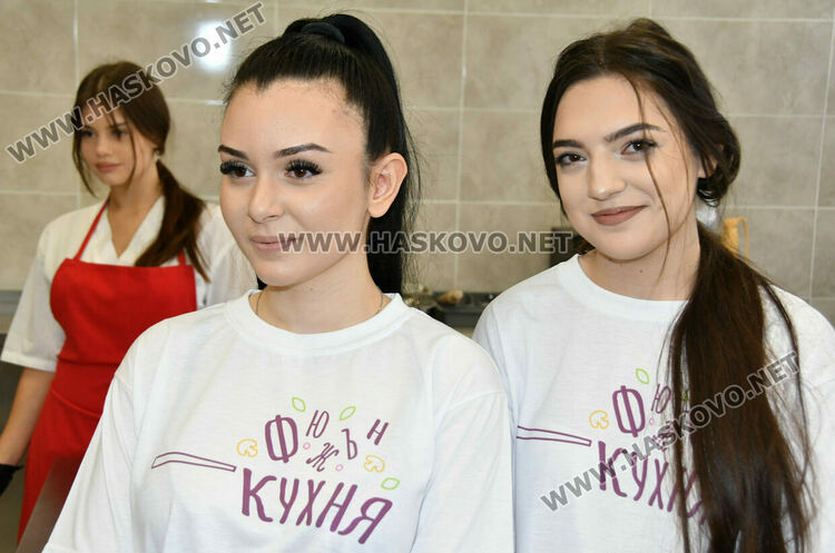 В ПГТ отбелязаха Световния ден на готвача с открит урок и „фюжън“ деликатеси 