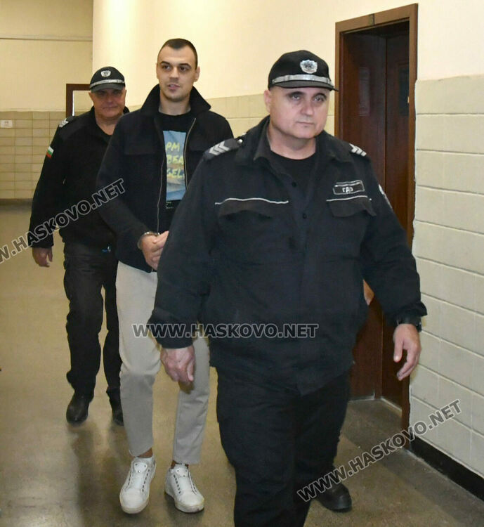 32-годишен остава в ареста за опит за контрабанда на над 25 кг марихуана