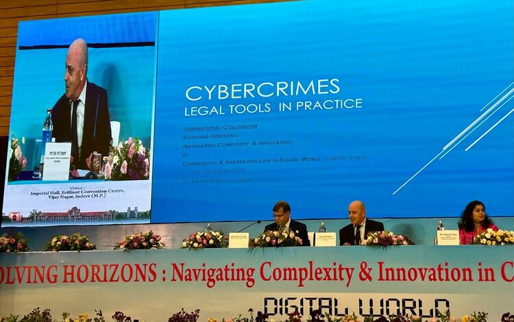 Как съдия от Димитровград консултира магистрати в Индия по въпроси на киберпрестъпността