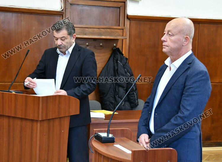 Отстраняват Мюмюн Искендер от длъжността кмет на община Минерални бани