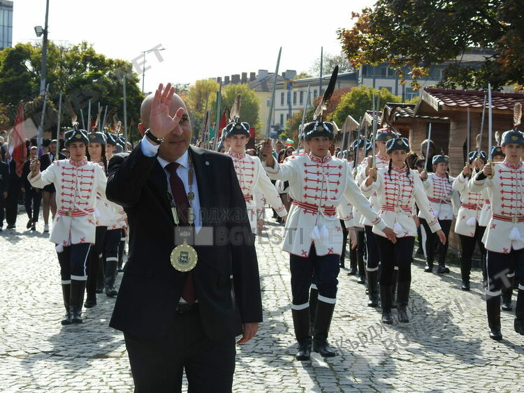 Наталия Киселова в Деня на Кърджали: Градът е пример за толерантност!/снимки/