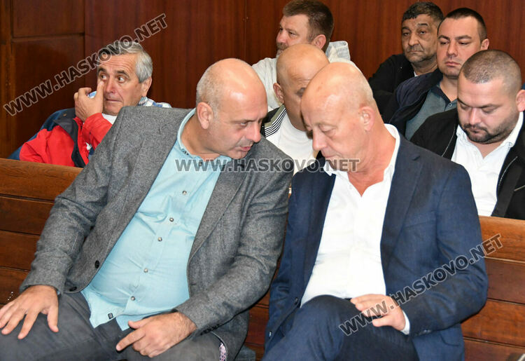 Отстраняват Мюмюн Искендер от длъжността кмет на община Минерални бани