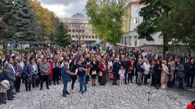 Обновената Художествена галерия „Станка Димитрова“ отвори врати за посетители след две годишно прекъсване