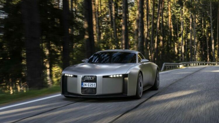 Новият спортен модел на Audi тръгна на пътя