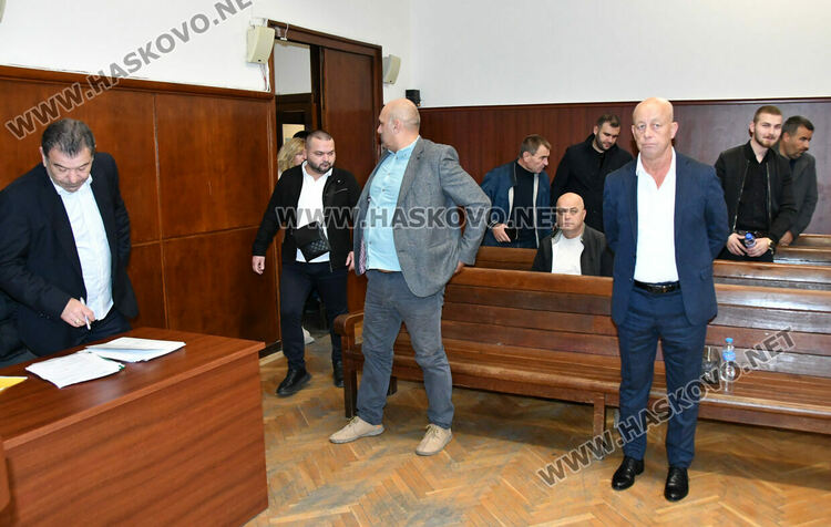 Отстраняват Мюмюн Искендер от длъжността кмет на община Минерални бани