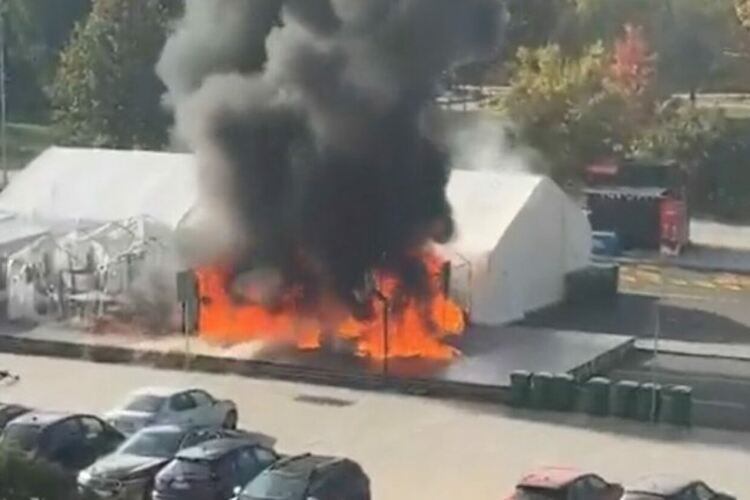 Кадър от пожара в центъра на Белград