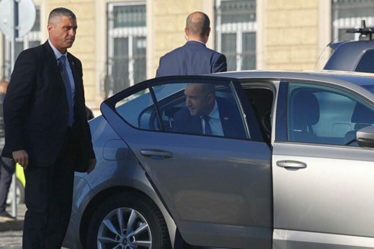 Семейната „Шкода“ на Радев