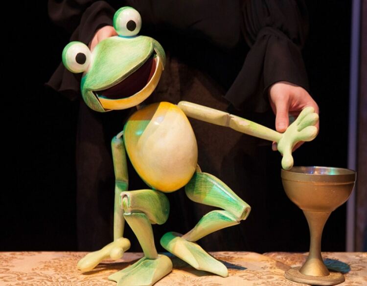 Куклената постановка „Жабокът принц“ за най-малките 