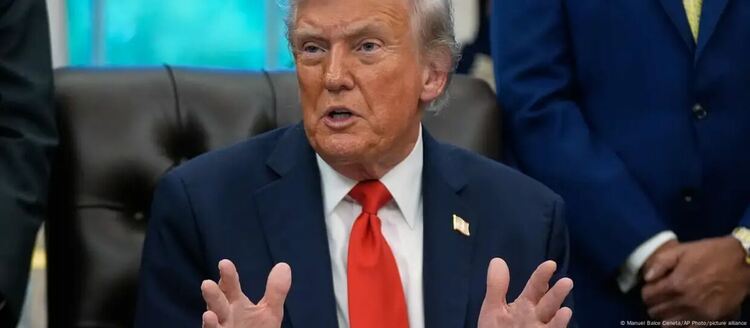 Доналд Тръмп твърдеше, че дори не е чел „Проект 2025“, но той вече се прилага на практика.