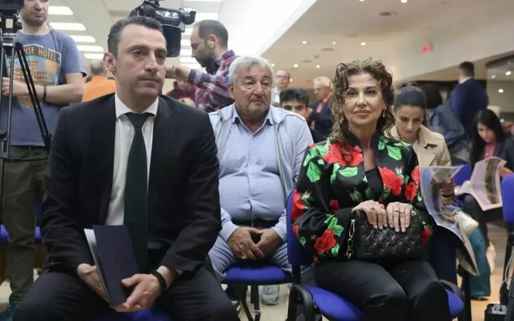 Екипът на спортния министър Иван Пешев промени валутата в новите програми за държавно финансиране на спортните федерации, а това доведе и до разлики в размера на средствата - както увеличения, така и намаления.