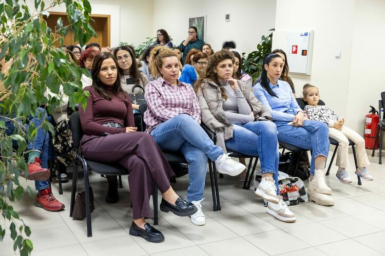 Виктория Бешлийска срещна десетки радомирци в навечерието на празника на града