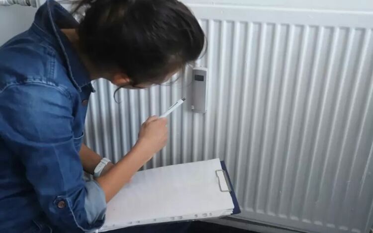 От Министерството на енергетиката обещаха да предложат нова формула преди началото на отоплителния сезон, но такава още липсва.