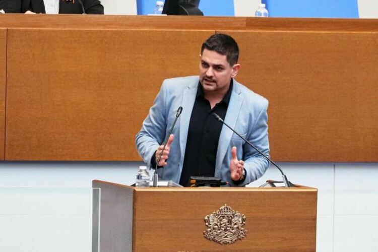 Радостин Василев