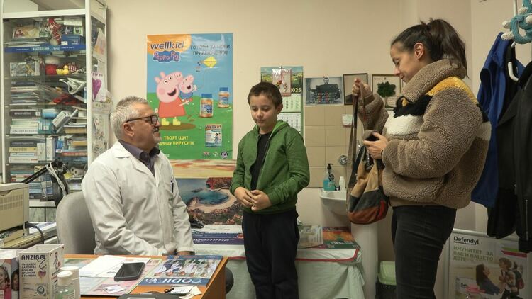 Д-р Николай Николов:  Опасността от ваксината е много по-малка от опасността от дивия вирус