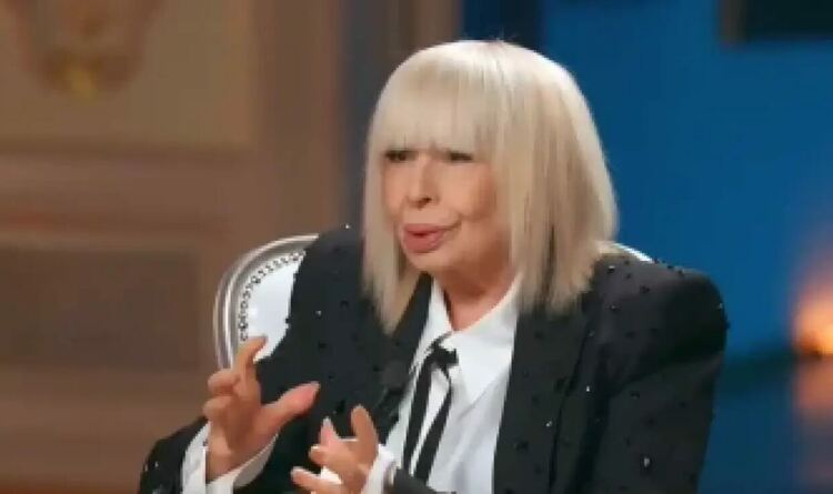 Лили Иванова изненада феновете си с напомпани устни