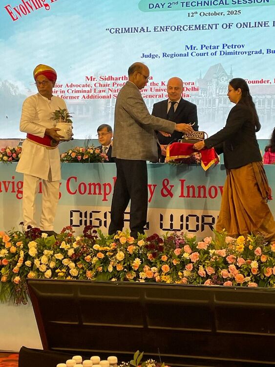 Съдия Петър Петров от РС-Димитровград бе лектор в международна среща в Индия