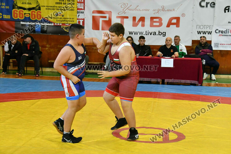 Откриха Международния турнир по борба Купа „Хасково“