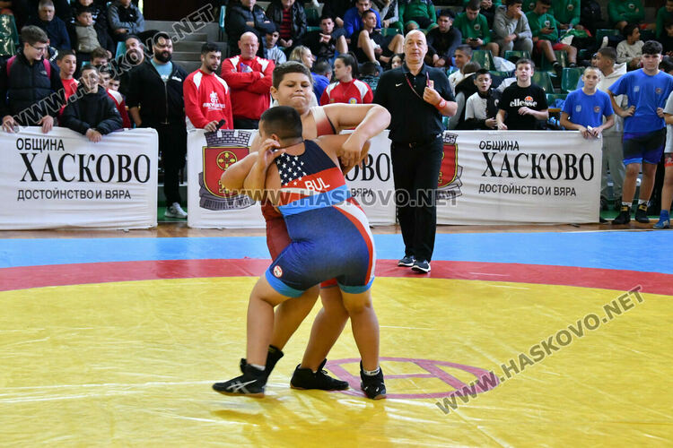 Откриха Международния турнир по борба Купа „Хасково“