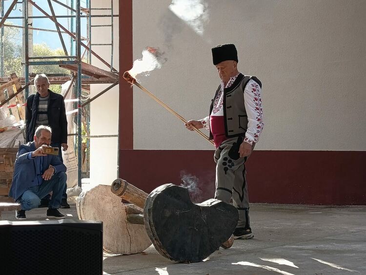 23-ият Празник на Смилянския фасул събра хиляди гости и туристи