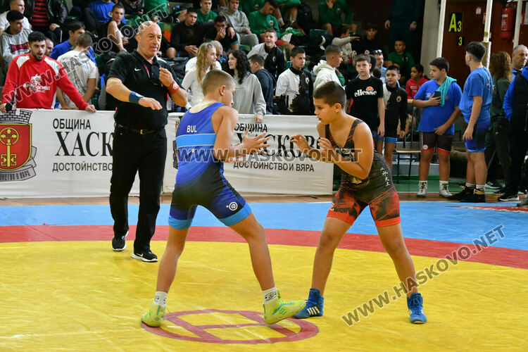 Откриха Международния турнир по борба Купа „Хасково“