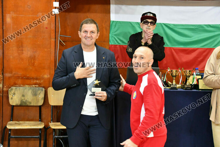 Откриха Международния турнир по борба Купа „Хасково“