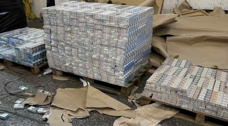 Над 6 000 000 къса контрабандни цигари задържаха митнически и гранични служители на ГКПП „Капитан Андреево“