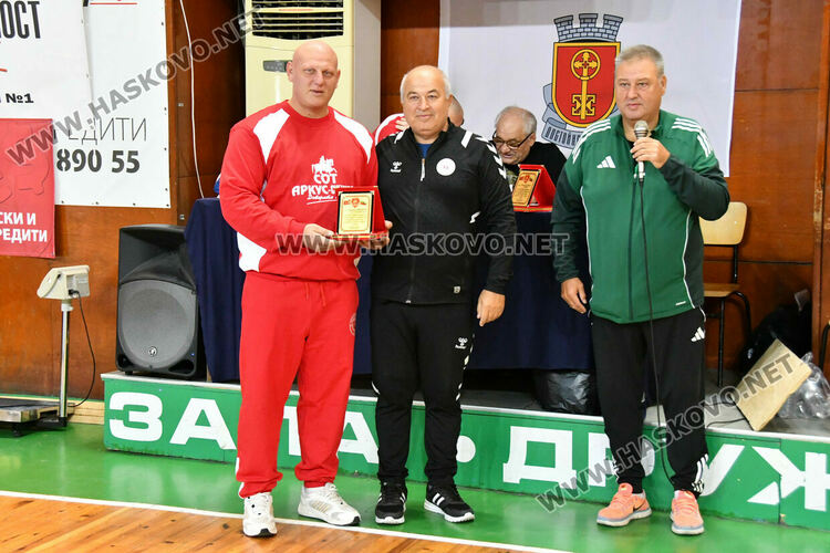 Откриха Международния турнир по борба Купа „Хасково“