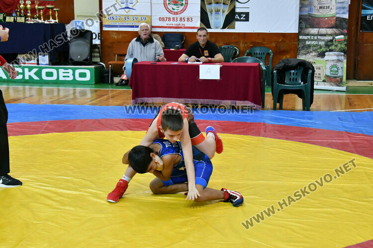 Откриха Международния турнир по борба Купа „Хасково“