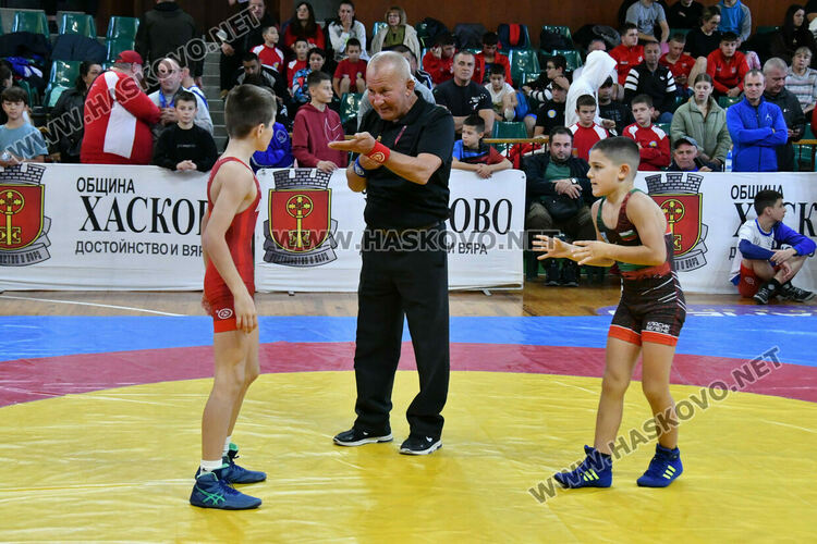 Откриха Международния турнир по борба Купа „Хасково“