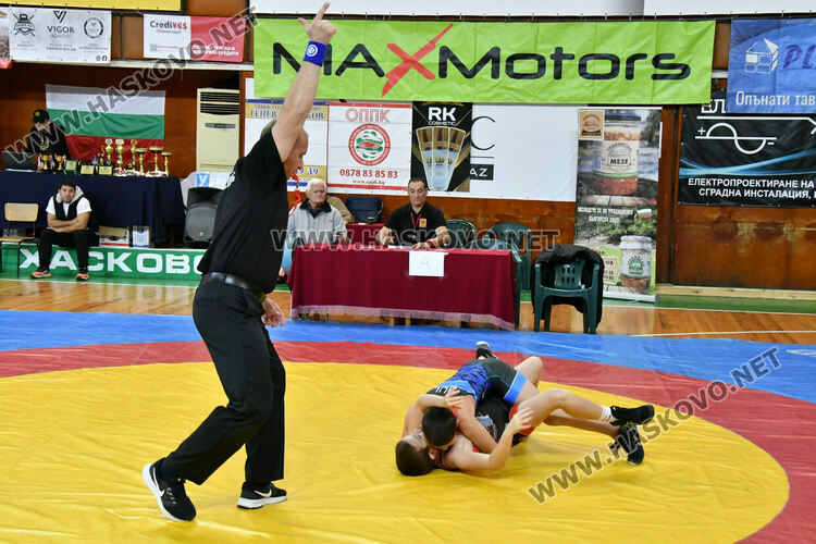 Откриха Международния турнир по борба Купа „Хасково“