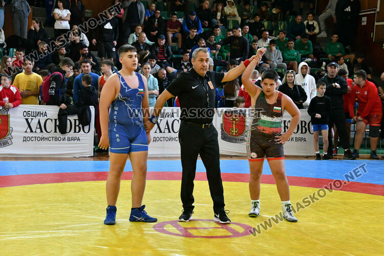 Откриха Международния турнир по борба Купа „Хасково“