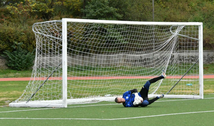 Нажежени страсти и без победител в дербито между “Хасково” и “Харманли”
