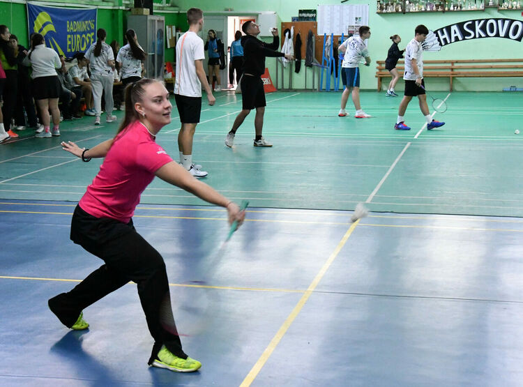 Продължават финалите по бадминтон в Хасково
