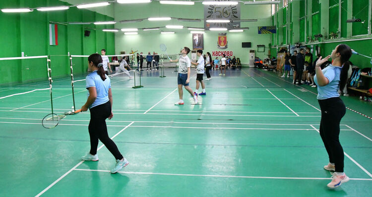 Продължават финалите по бадминтон в Хасково