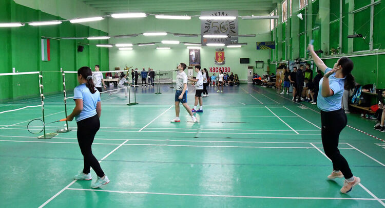 Продължават финалите по бадминтон в Хасково