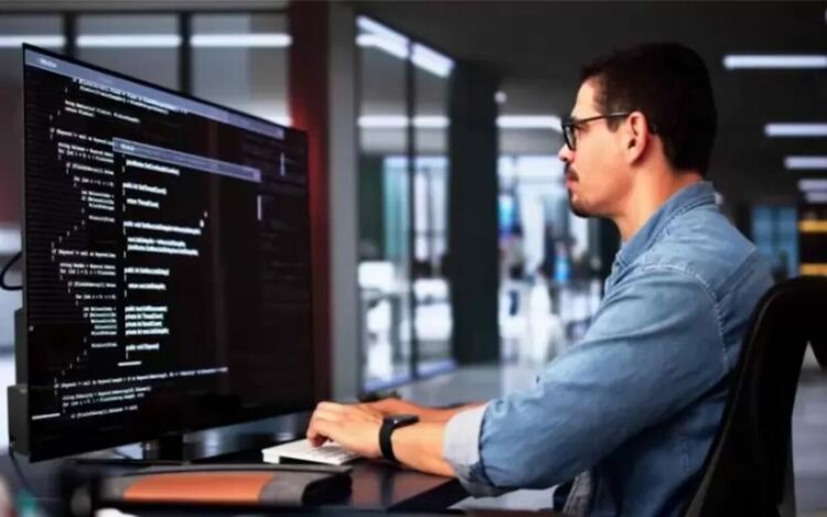 IT секторът отново изпитва глад за кадри