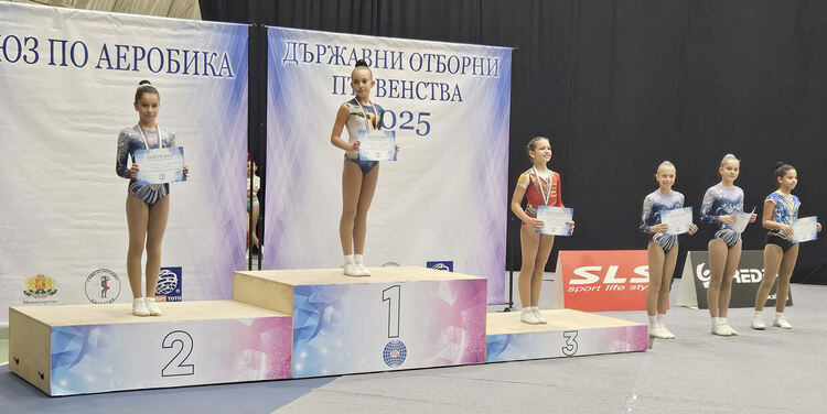 Две отборни купи и златни медали за „Виолена“ от Държавно първенство и Национален турнир в Пловдив