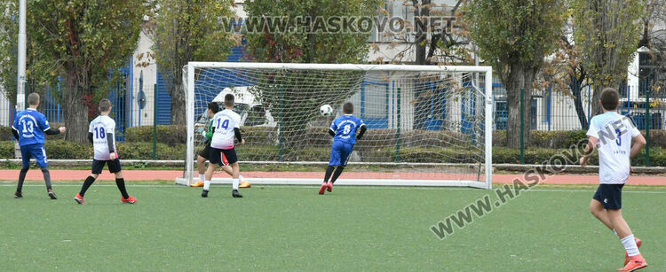 Ударно начало на ученическите игри по футбол