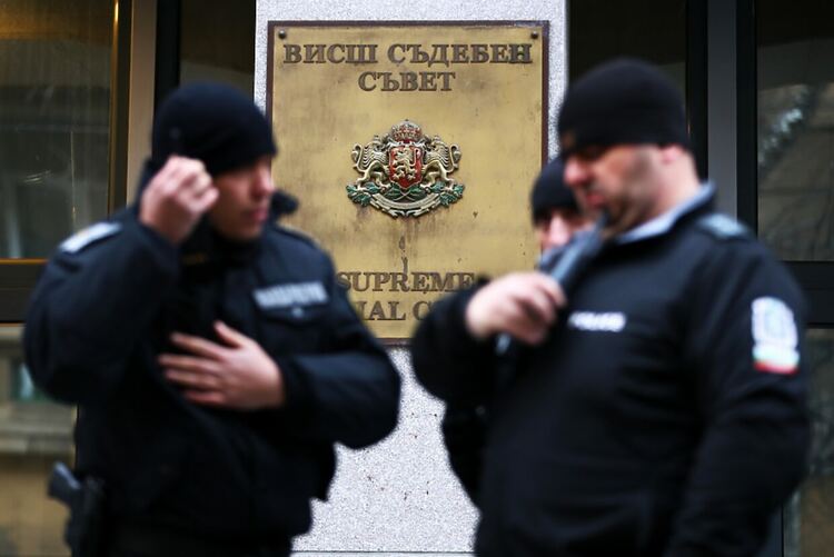 Високи заплати, ниска ефективност - критики към бюджета на съдебната власт за 2026 г.